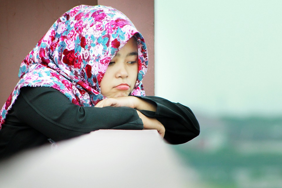 Primary school girls quizzed about hijab